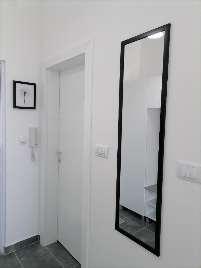 Svjetlanalex 2 Apartment บันยา โควิลยาชา ภายนอก รูปภาพ